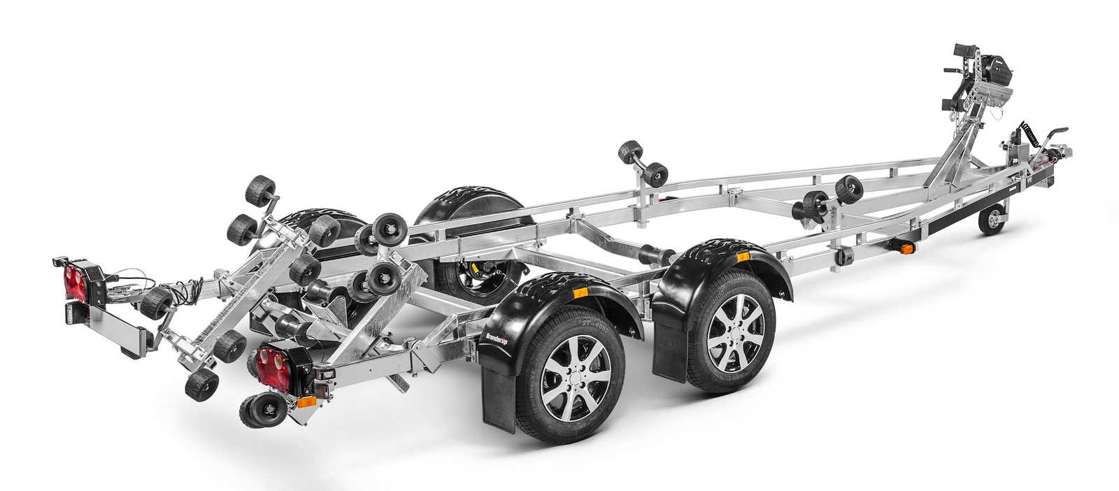 BÅTTRAILER 24200X B SR 1990KG 24 Fot SVÄNGB.  LAMPA